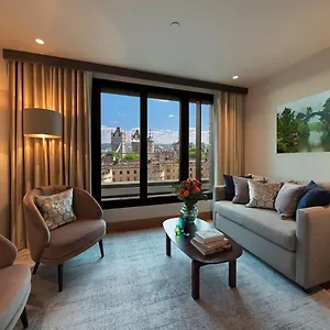 Tower By Blue Orchid Londra