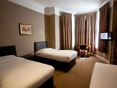 Newham Hotel Лондон