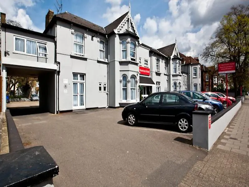 Newham Hotel Londra Birleşik Krallık