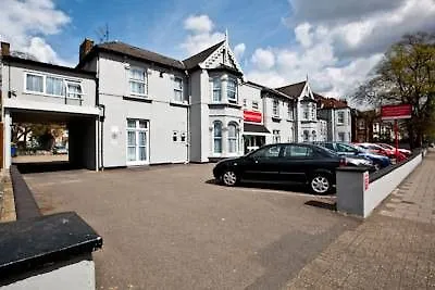 **  Newham Hotel Лондон Великобритания