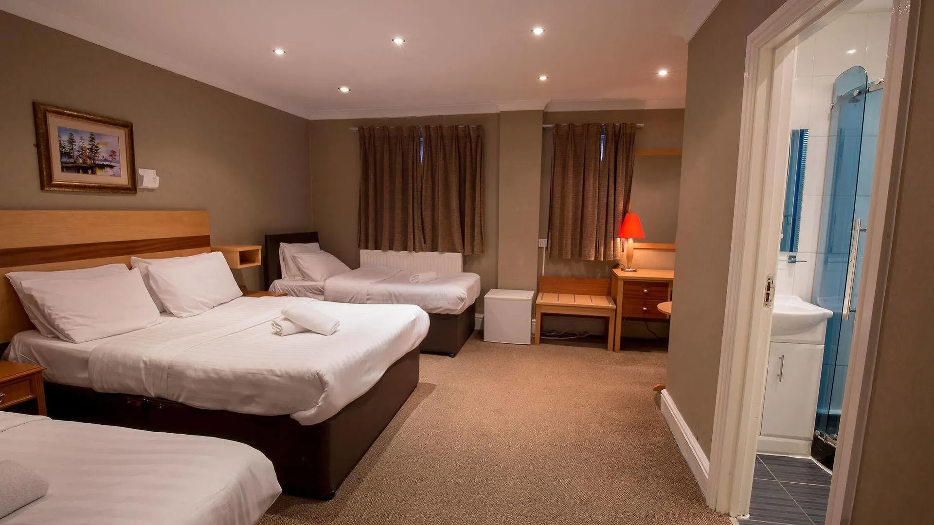 Newham Hotel Londra 2*,